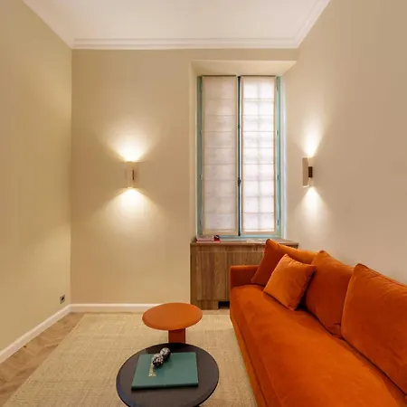 2bdr 6p A C - Heart Of Nice