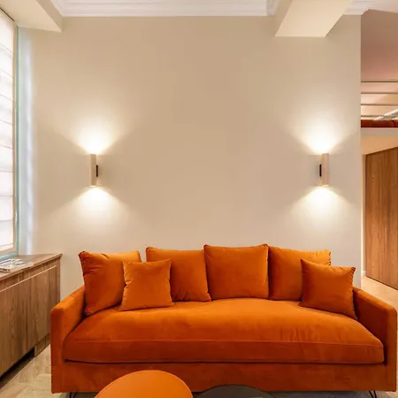 2bdr 6p A C - Heart Of Appartement