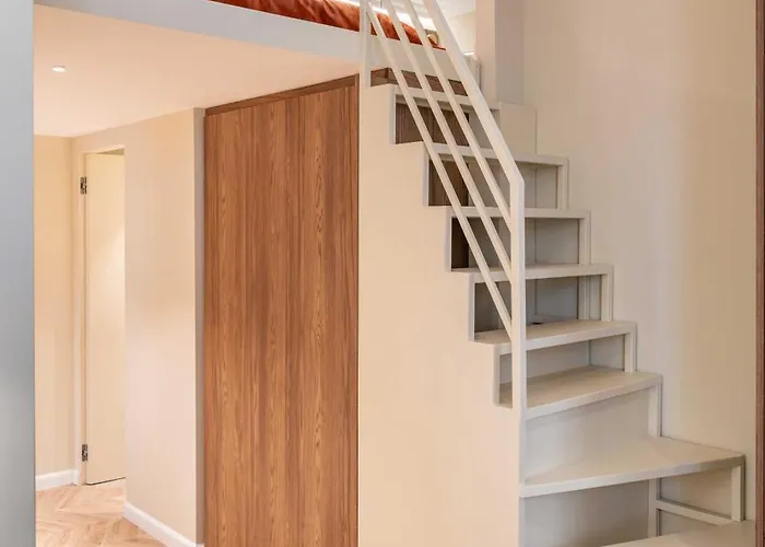 2bdr 6p A C - Heart Of Nice