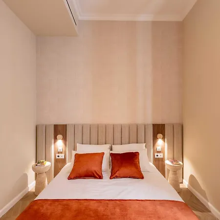 2bdr 6p A C - Heart Of * Ницца