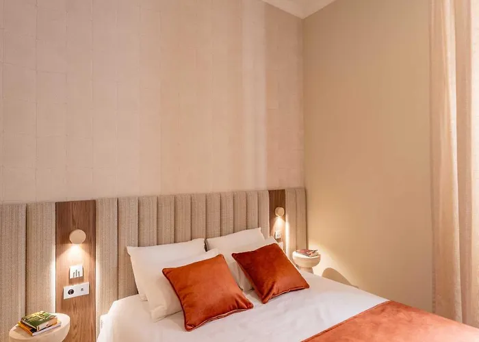 2bdr 6p A C - Heart Of Nizza