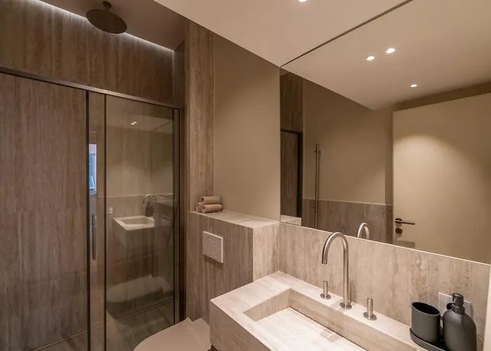 2bdr 6p A C - Heart Of * Ницца