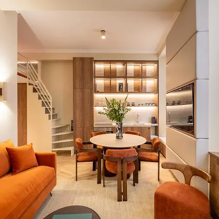2bdr 6p A C - Heart Of Apartment *